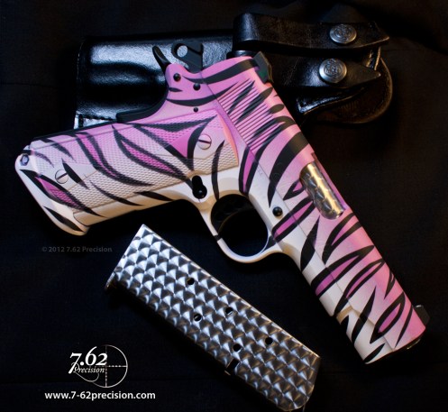 Pink-Tiger-Colt-1911-Meprolight-Sights